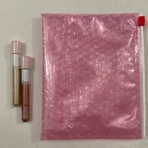 Glossier lidstar eyeshadow (x2) + pouch